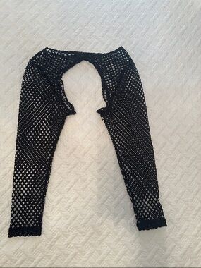 SHEIN Black Fishnet Long Sleeve Crop Top